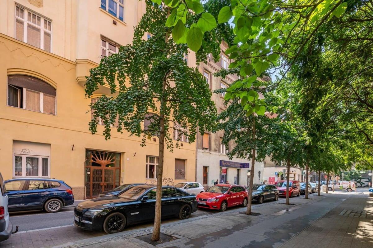 Ultra Central Studio Budapesta Exterior foto